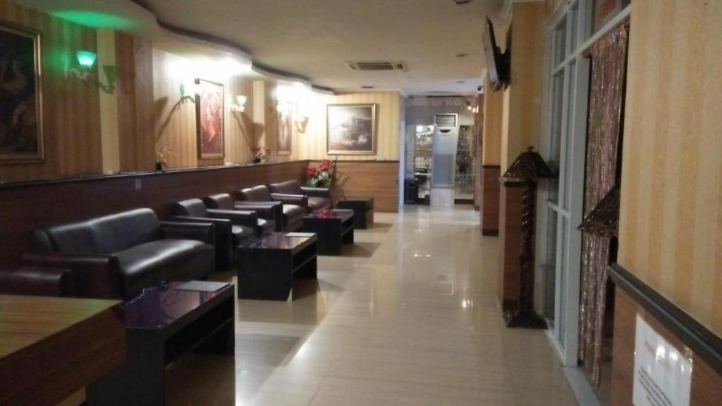 California Hotel Dżakarta Zewnętrze zdjęcie
