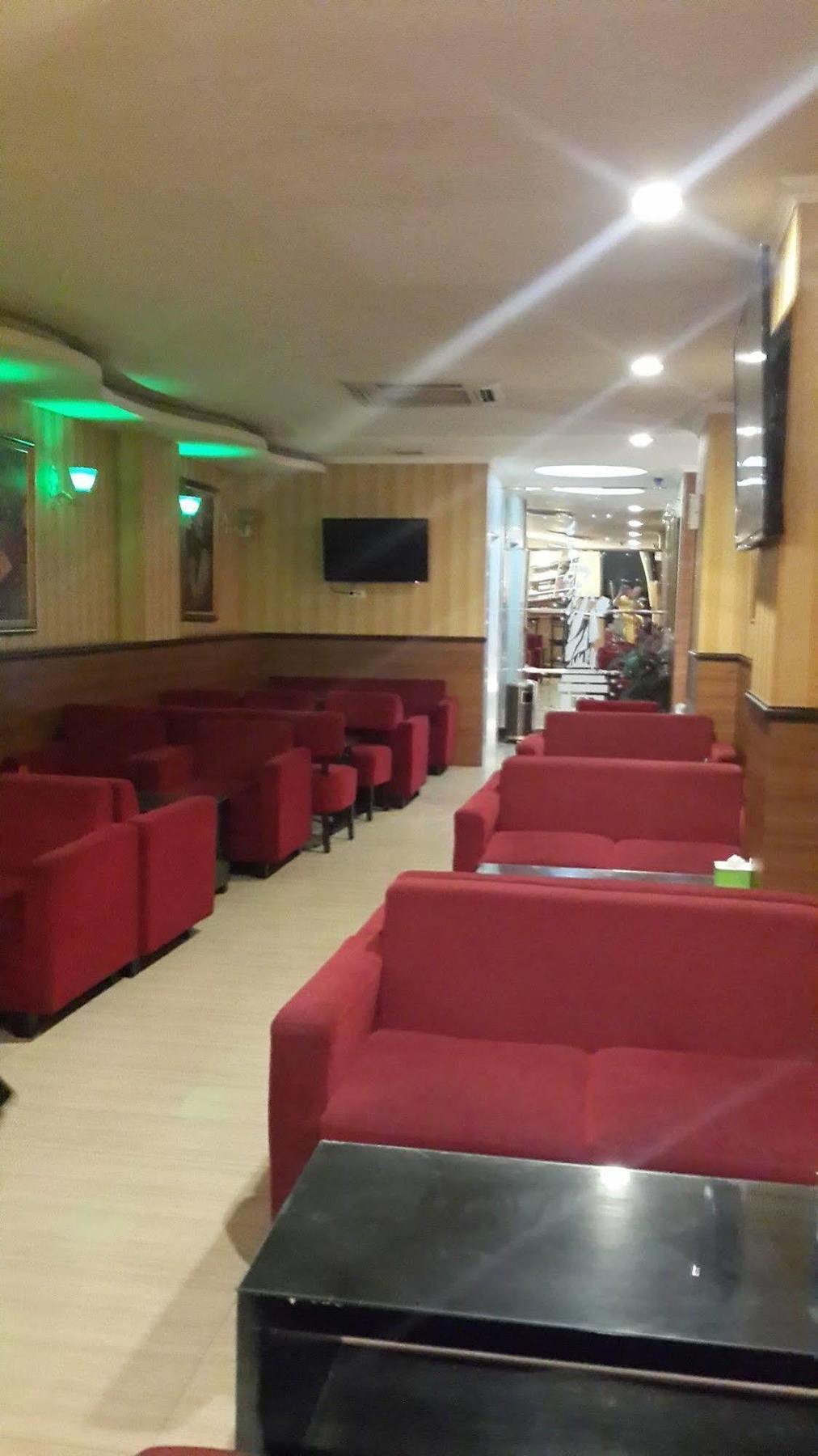 California Hotel Dżakarta Zewnętrze zdjęcie